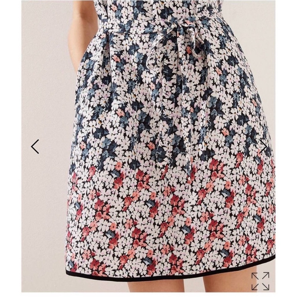 LOFT | Belted waist floral print mini dress sleeveless Size MP - Picture 4 of 10